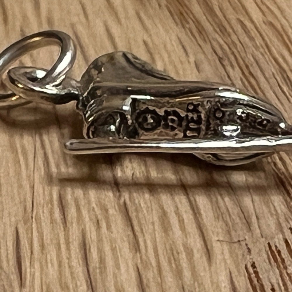 Teeny Tiny Ice Skate Figure Skate Vintage Sterling Silver 925 NOS Charm - Picture 4 of 5